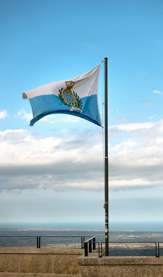 flag of san marino